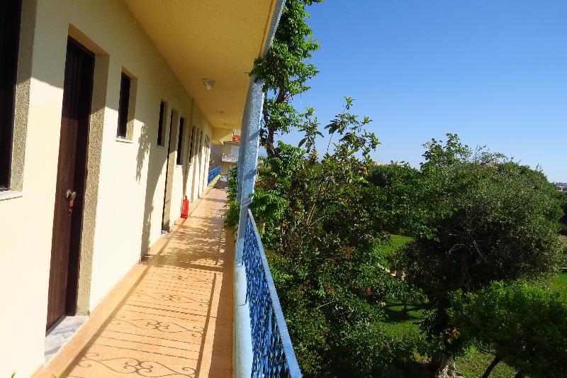 Maritime Hotel Apartments Petaloudes Extérieur photo