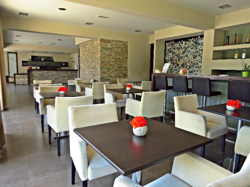 Maritime Hotel Apartments Petaloudes Extérieur photo