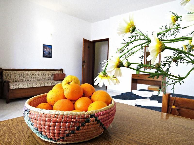 Maritime Hotel Apartments Petaloudes Extérieur photo