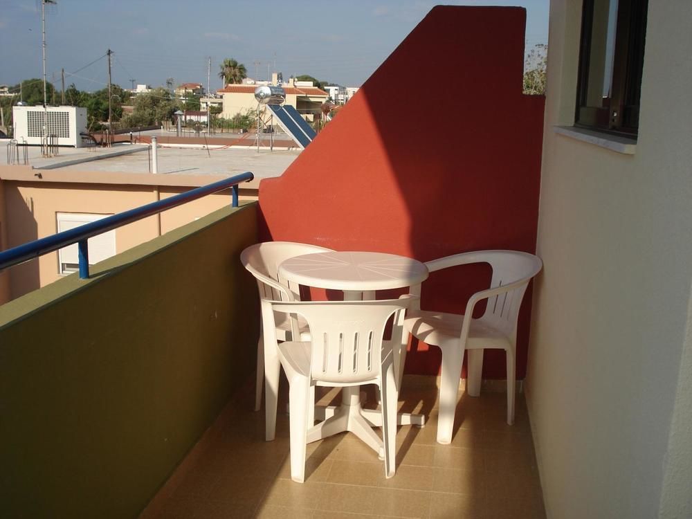Maritime Hotel Apartments Petaloudes Extérieur photo