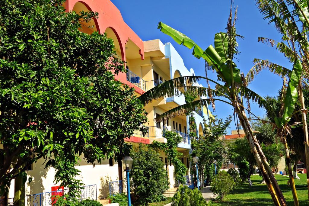 Maritime Hotel Apartments Petaloudes Extérieur photo