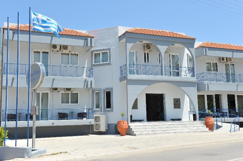 Maritime Hotel Apartments Petaloudes Extérieur photo